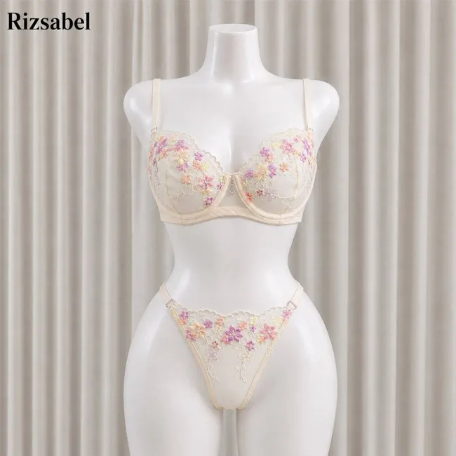 ست شورت و سوتین توری Floral