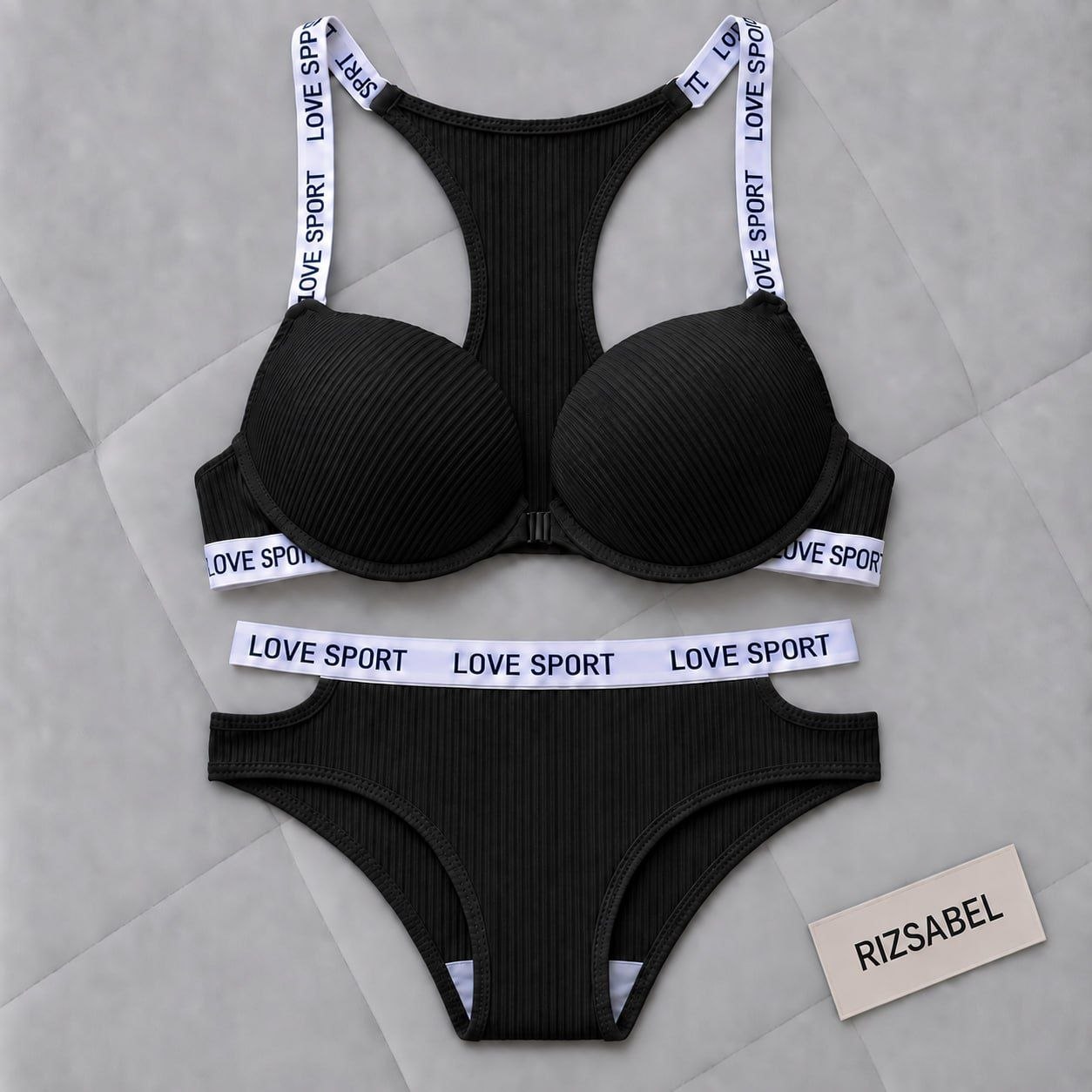 ست شورت و سوتین جلو بازشو جکدار Love sport مشکی